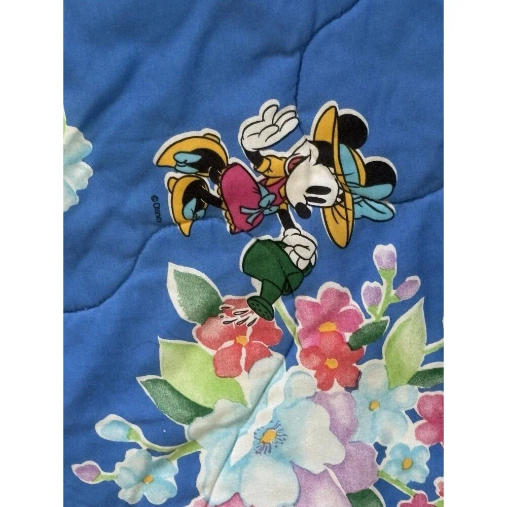 Vintage Minnie Mouse Quilted Twin Size Comforter Floral Gardening 1990’s